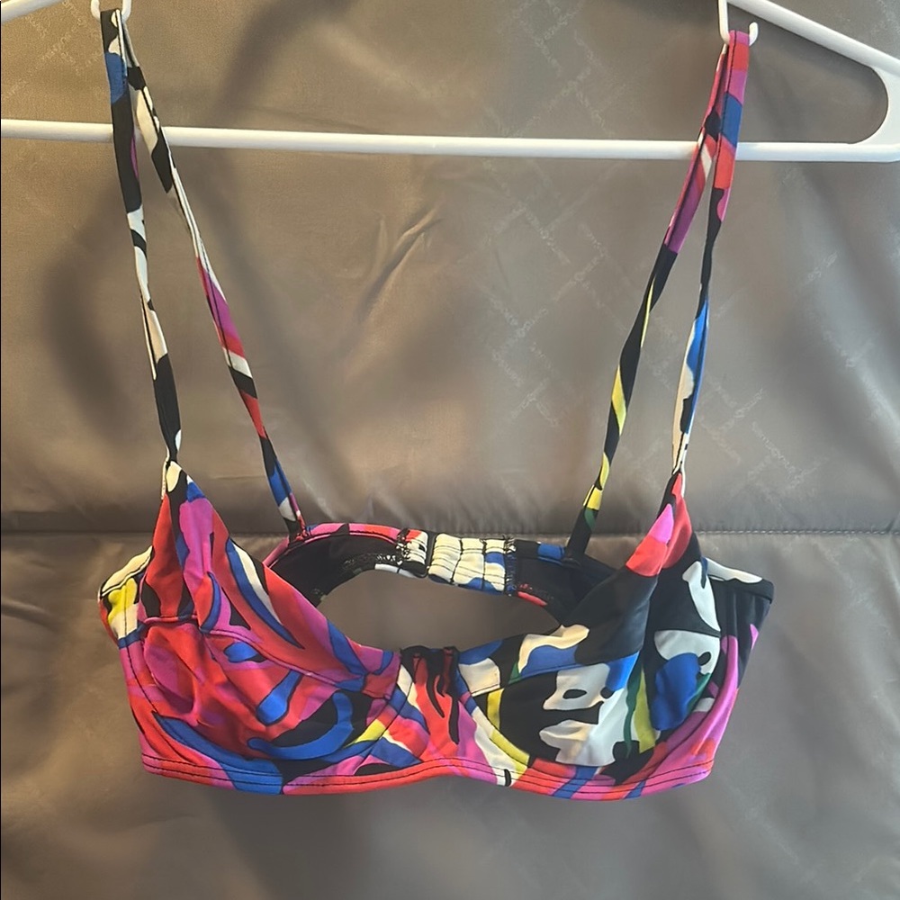 Colorful Abstract Print Bikini Top